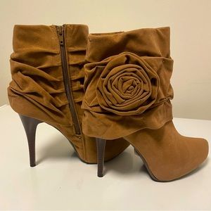 Dollhouse Mid-Calf Stiletto Boots For Women Size 10 Brown.